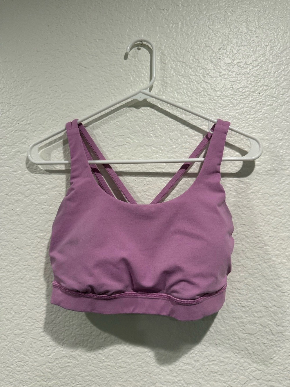 Lululemon size 10 energy sports bra dahlia mauve pink